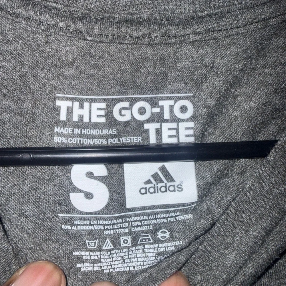 Adidas David Villa New York City FC NYCFC MLS Graphic T-Shirt Men's‎ Size Small